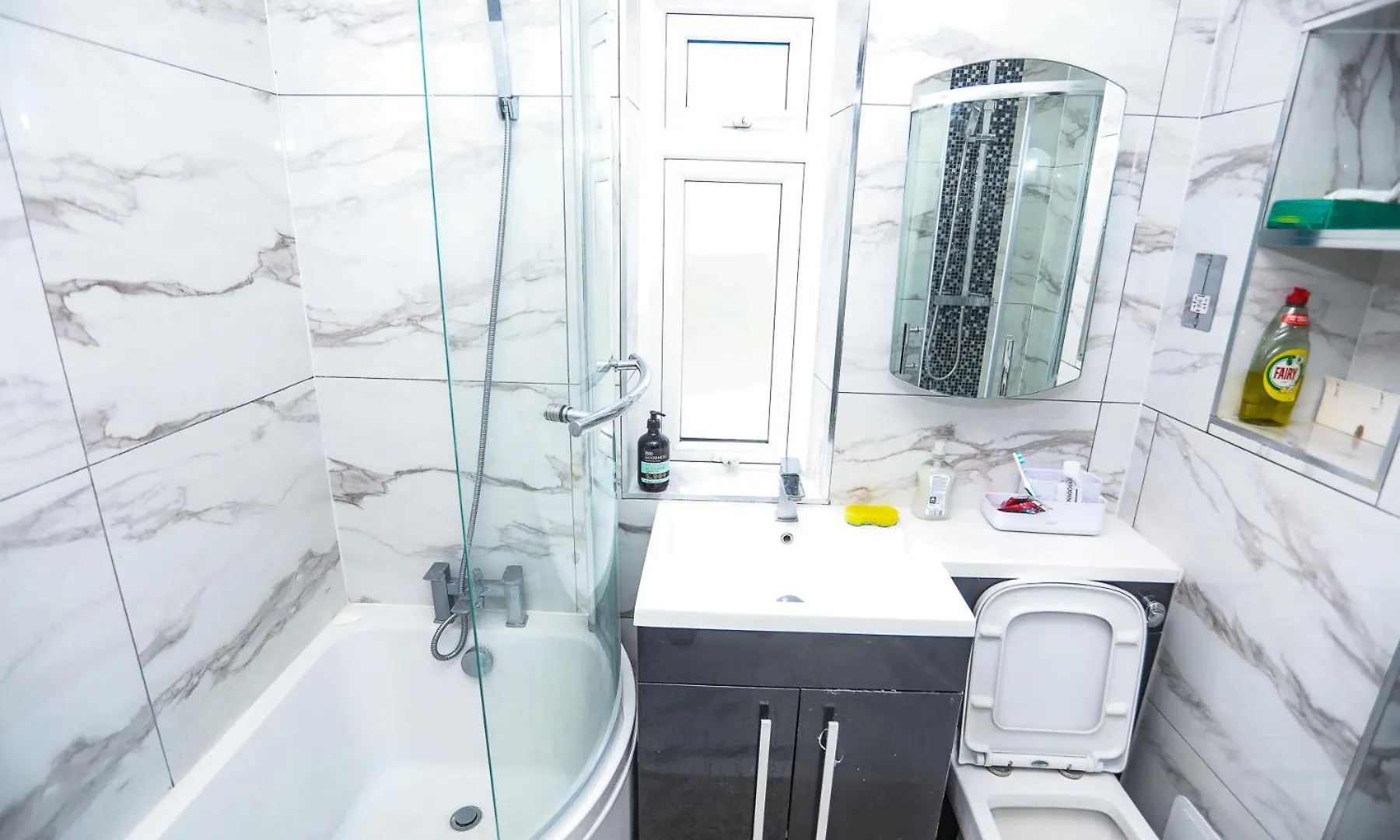 公寓 ErithLuxury House In London公寓